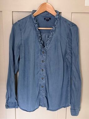 Izod Light Blue Ruffle V-Neck Button Down Shirt